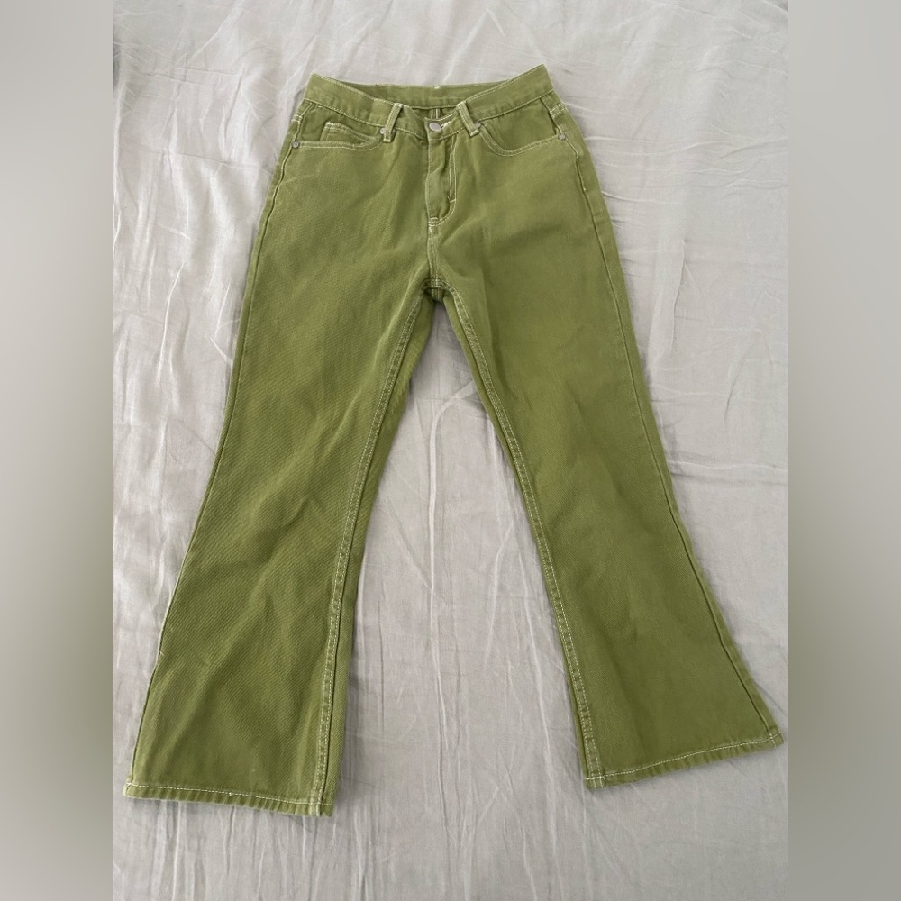 Green flare jeans #flaredjeans